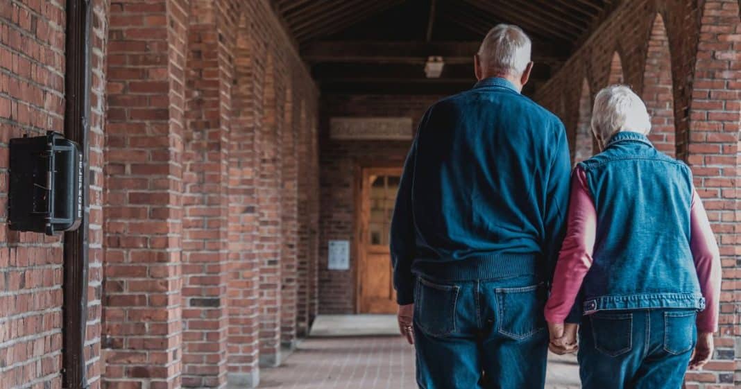 Hábitos dos casais que permanecem juntos para sempre e que você deveria adotar