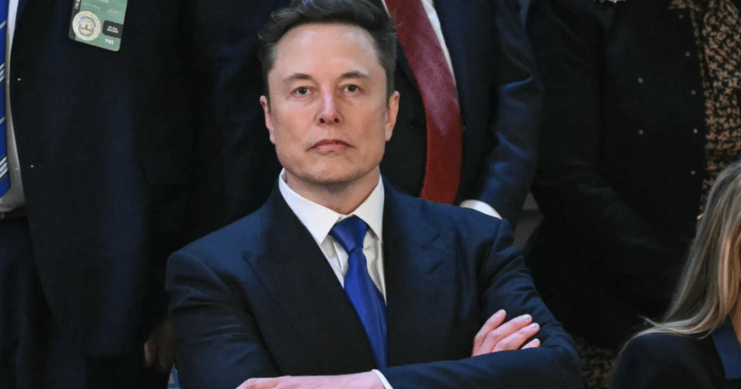 O fim do descanso: Elon Musk defende jornadas de trabalho extremas